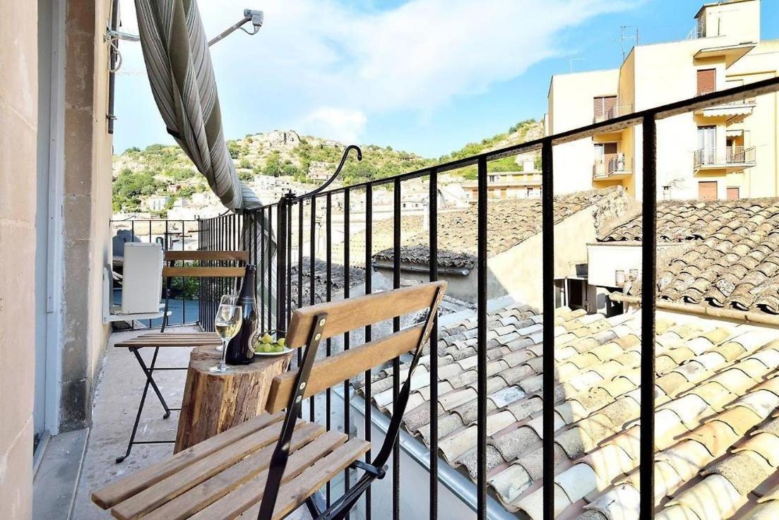 Misar-36 Hotel Modica Exterior foto
